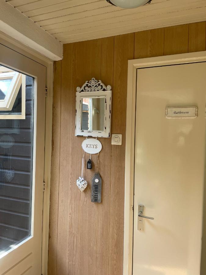 Heerlijk Huisje In Bergen Luaran gambar