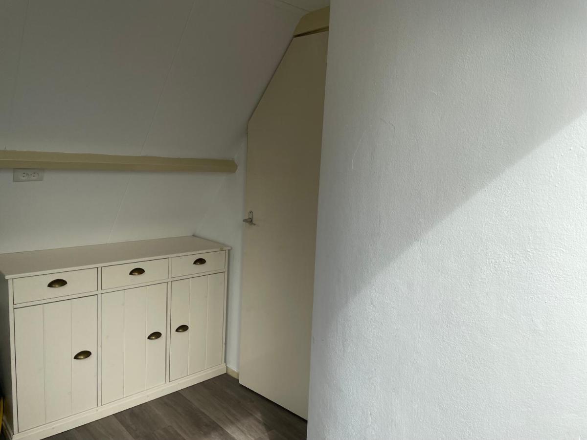 Heerlijk Huisje In Bergen Luaran gambar